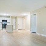 Hamilton Plaza - Apartments in Madison WI .